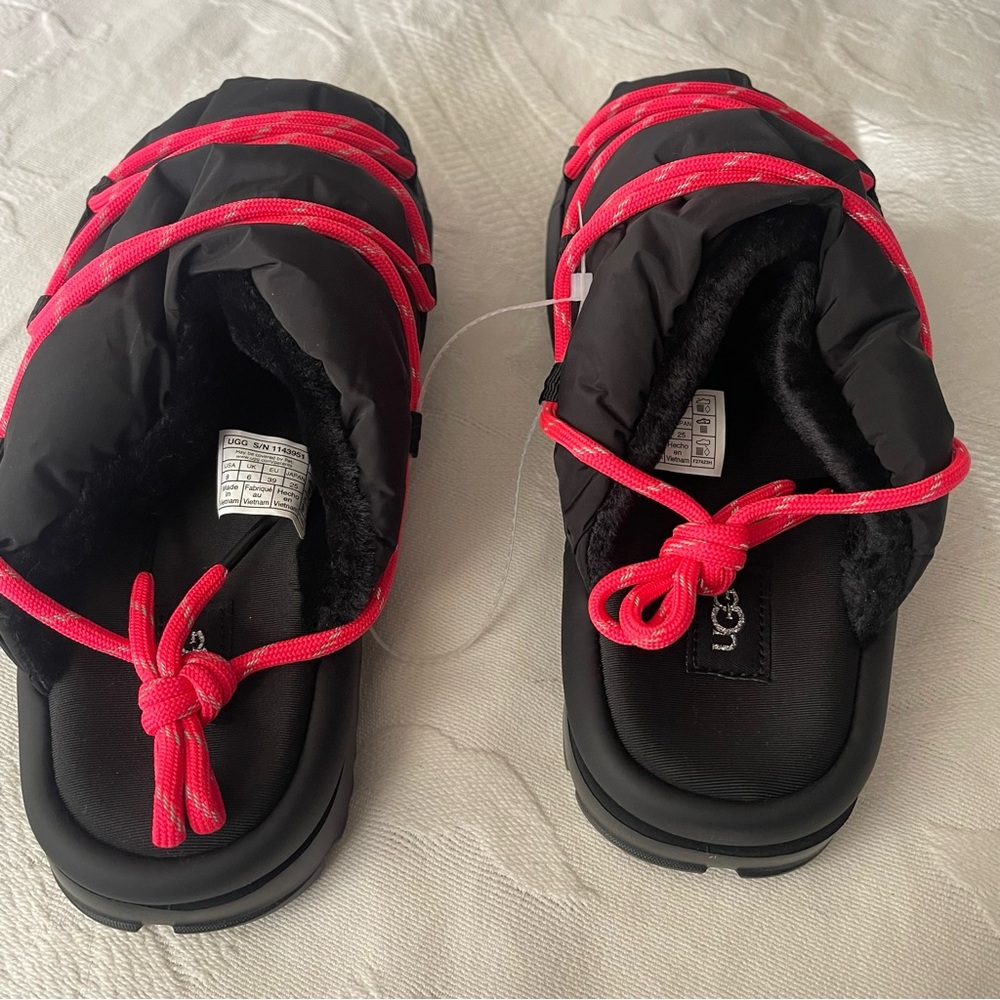 UGG Spaceslider Tech Slide Black Slippers - Picture 8 of 12